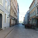 Three-bedroom On Peldu 19