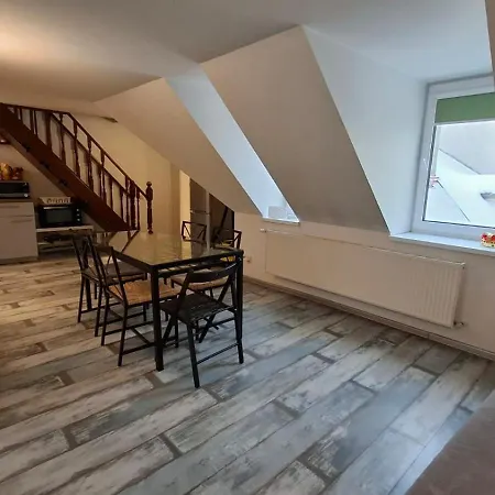 Three-bedroom On Peldu 19 * Riga