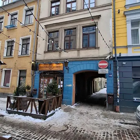 Three-bedroom On Peldu 19 * Riga
