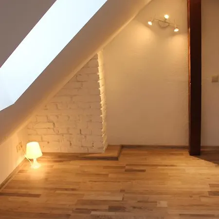 Dzīvoklis Three-bedroom On Peldu 19