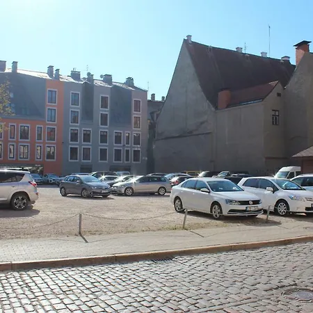 Three-bedroom On Peldu 19
