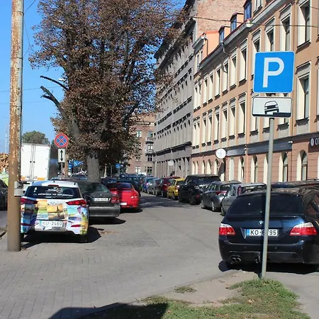 Three-bedroom On Peldu 19 Appartement Riga