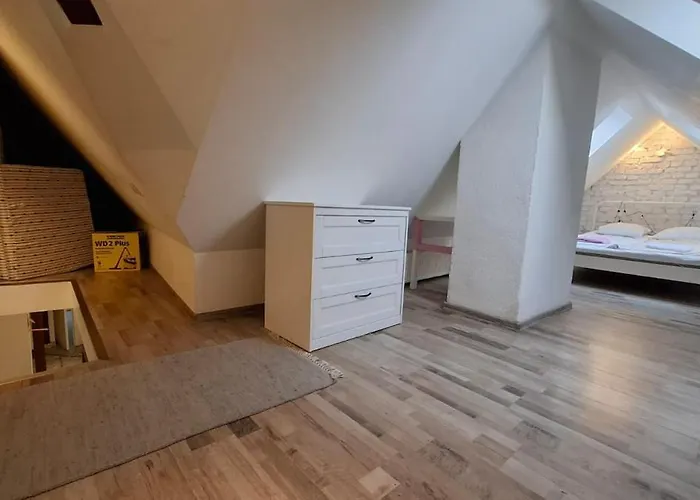 Three-bedroom On Peldu 19