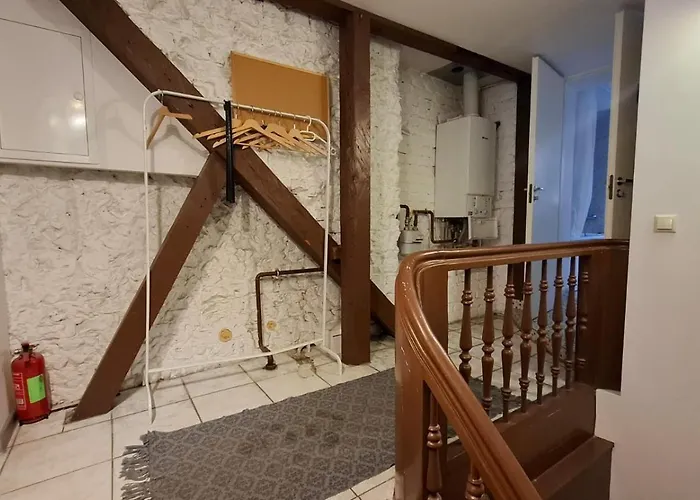 Apartment Three-bedroom On Peldu 19