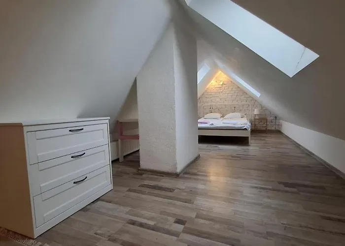 דירה Three-bedroom On Peldu 19 *