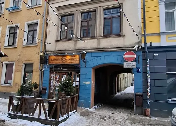 Three-bedroom On Peldu 19 * Riga