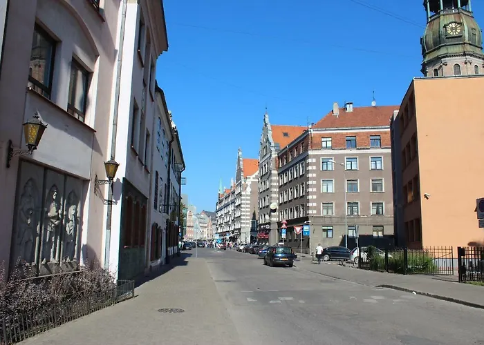 Apartment Three-bedroom On Peldu 19