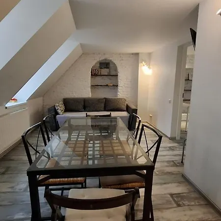 Three-bedroom On Peldu 19 * ريغا